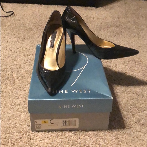 Nine West | Shoes | Black Nine West Croc Embossed Leather Heels | Poshmark